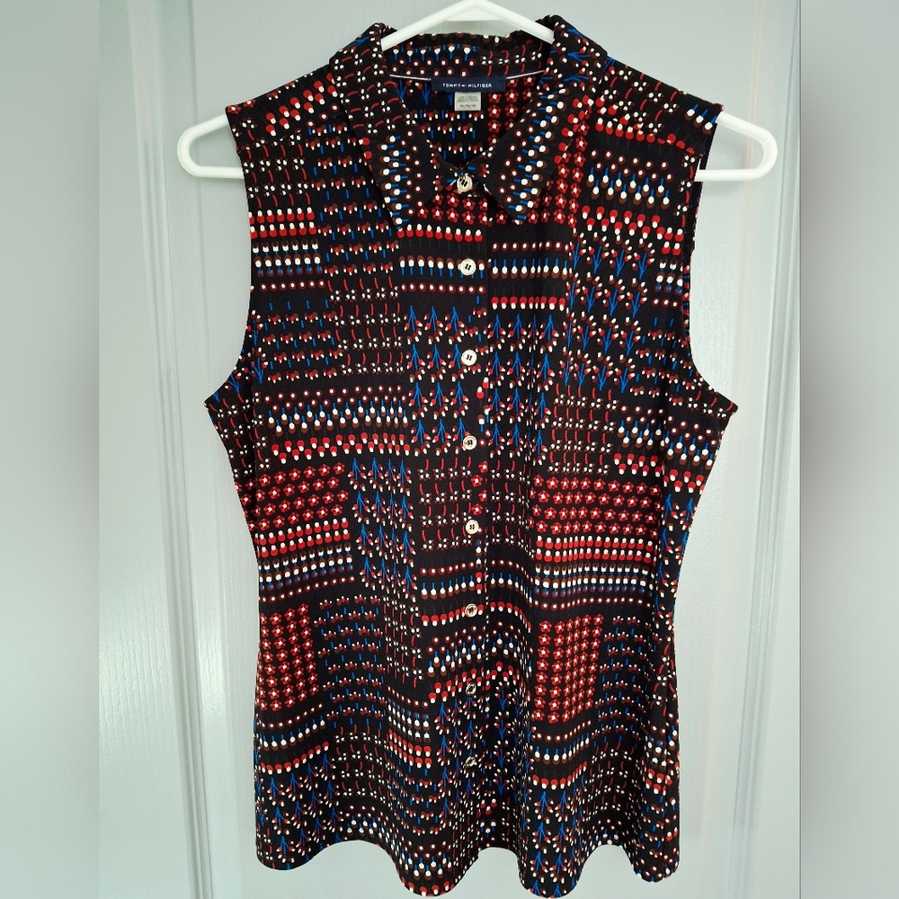 NWOT Tommy Hilfiger Geometric Sleeveless Blouse. Ladies M.